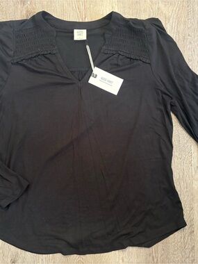 Matilda Jane Black Long Sleeve V-Neck Top.